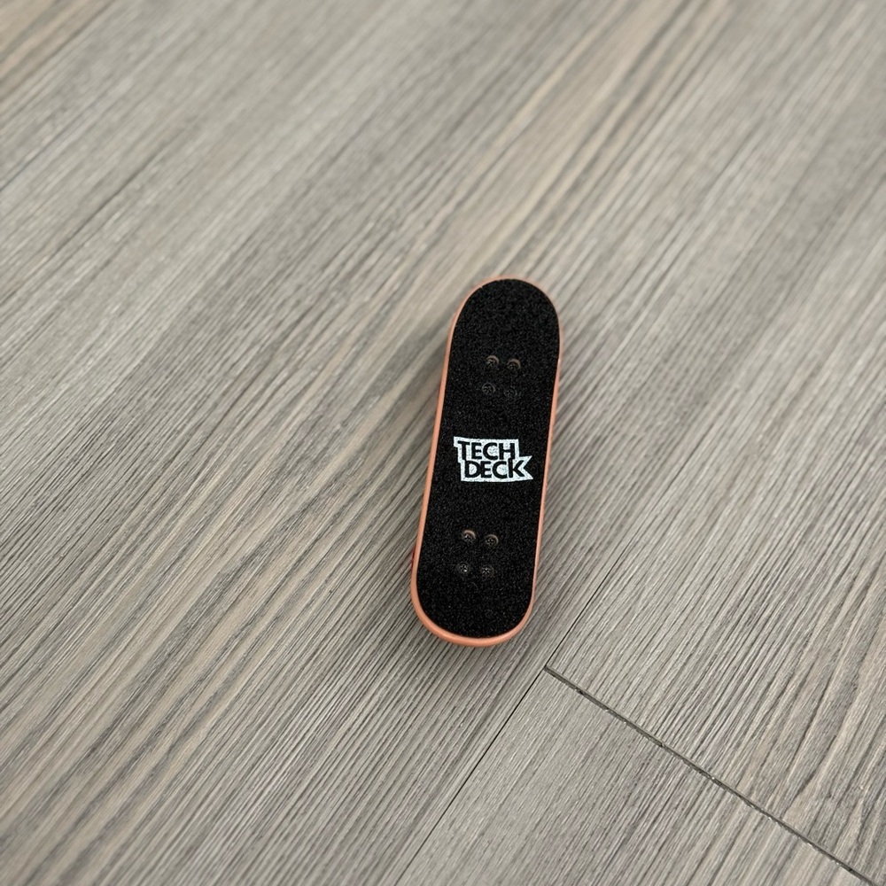 Tech deck - Picture 2 of 2